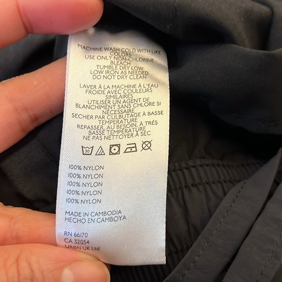 BDG Urban Outfitters Jess Nylon Track Short Size Small - Picture 7 of 7